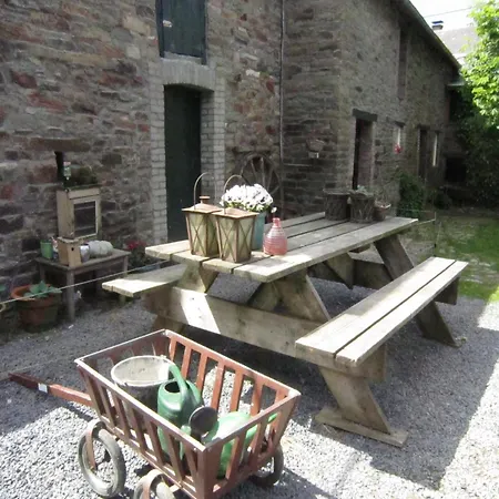 Rustic Farm In Rogery, Cleaning Included Ferienhaus *