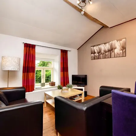 Holiday home In With Garden, Cleaning Included