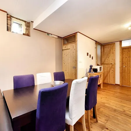 In With Garden, Cleaning Included Holiday home